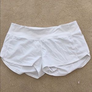 WHITE LULULEMON SHORTS